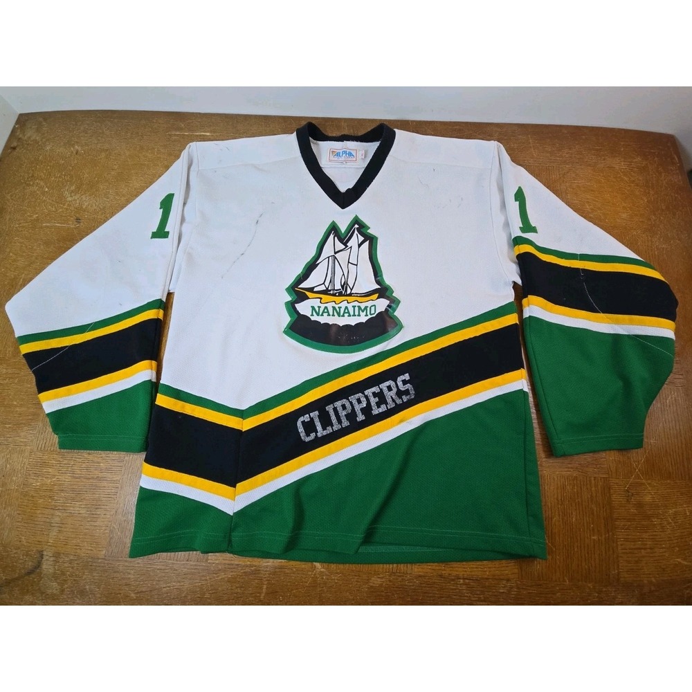 Vintage Game Worn Nanaimo Clippers Hockey Jersey #11 - Junior A - BCHL